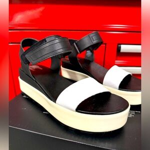 Sorel platform sandal